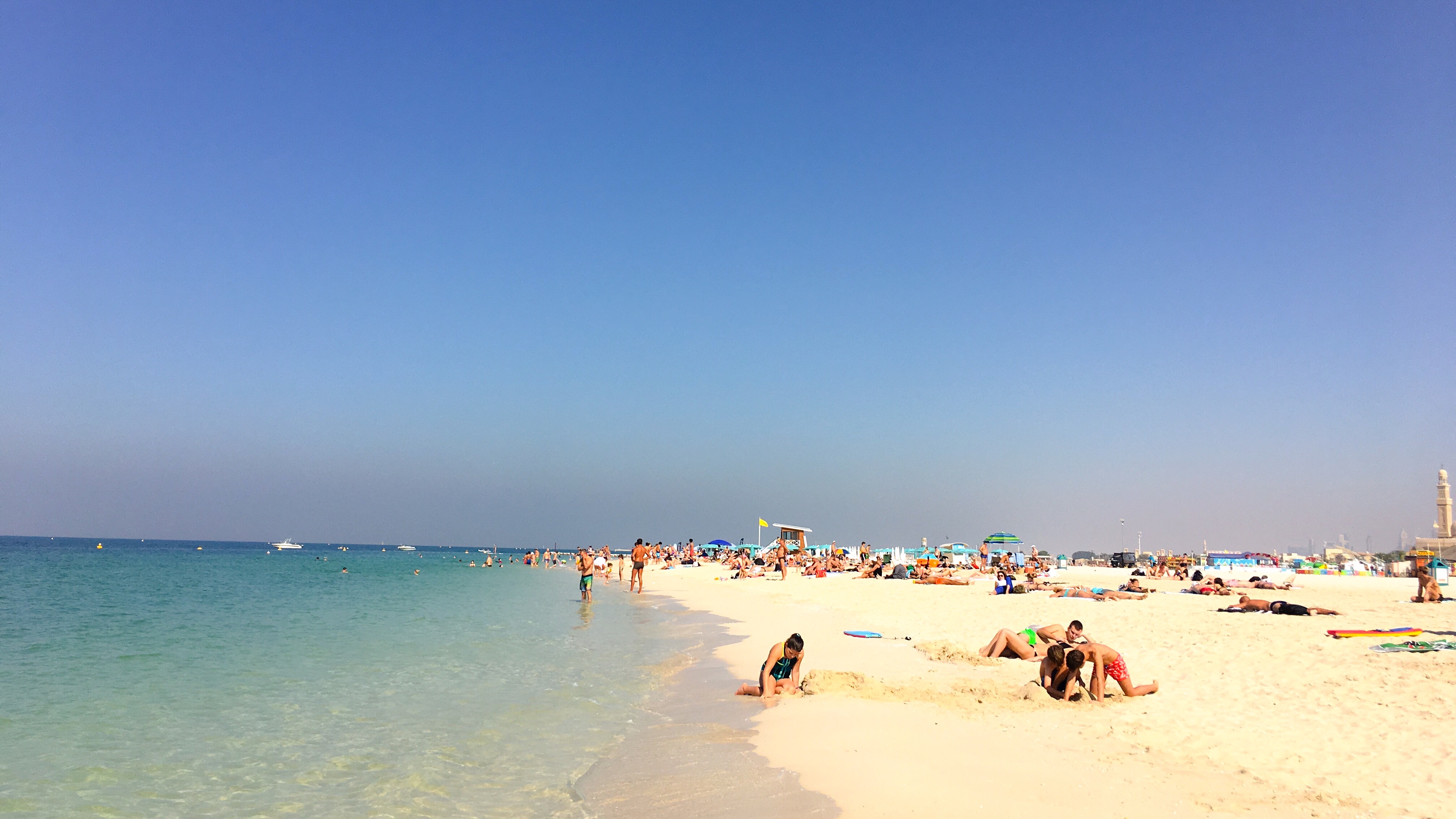 Why Is Kite Beach Dubai S Best Public Beach Dunas Y Palmeras
